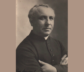 Photo signée par l'abbé Charles Maillard le 20 décembre, 1920.
A photograph signed by Father Charles Maillard on December 20th, 1920.